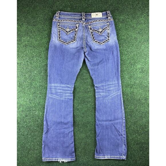 Miss Me Jeans Womens Heavy Stitched Denim Boot Button Flap Studded Sz 31 X 32.5 - Picture 1 of 7